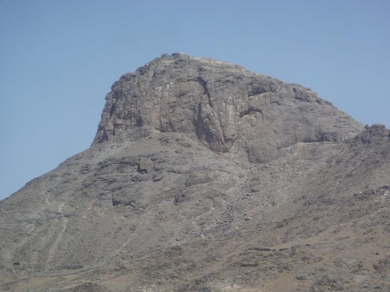 Файл:جبل ثور.jpg